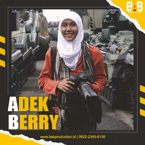 ADEK BERRY - 11 Fotografer Senior Indonesia